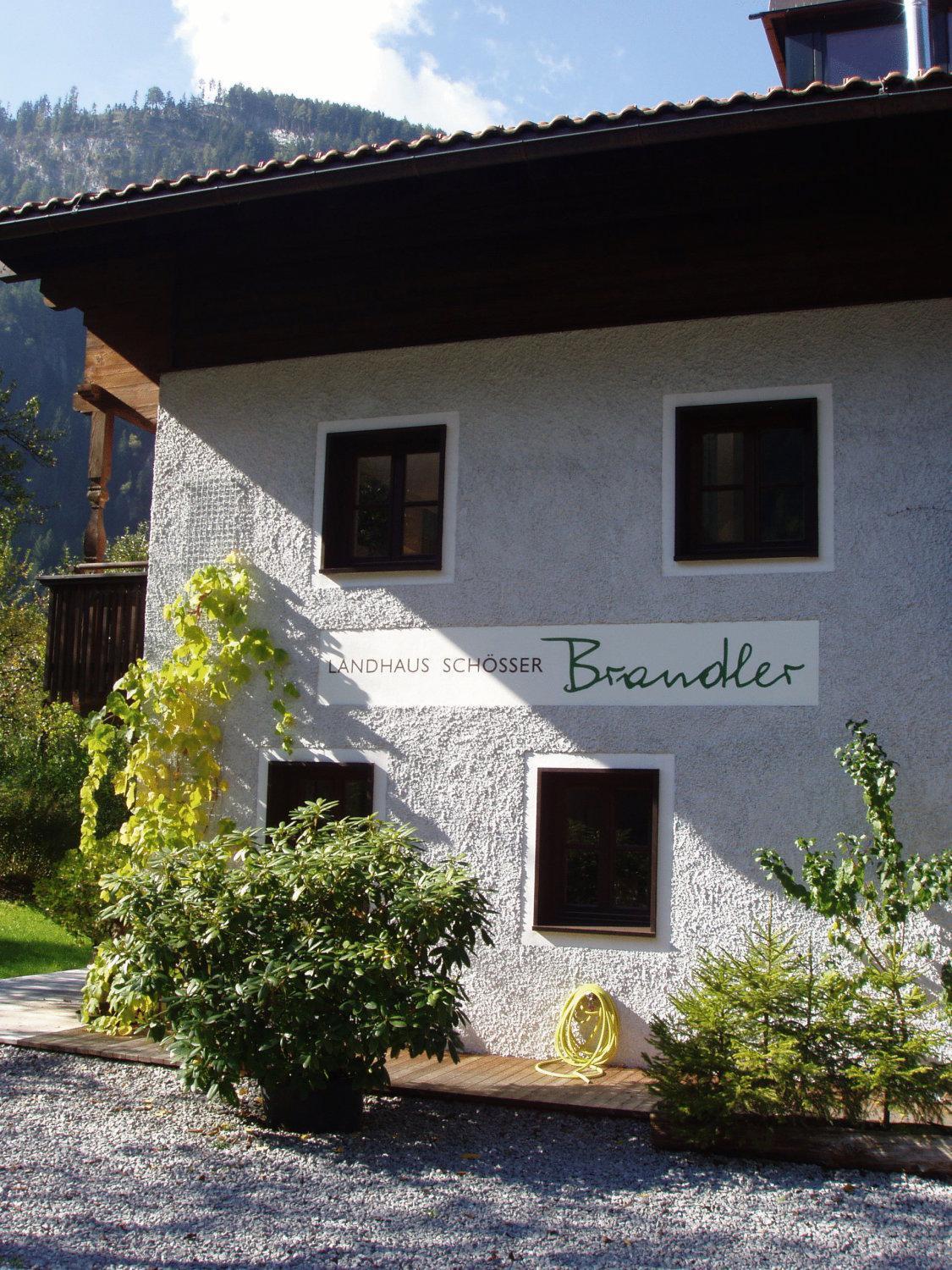 Landhaus Schoesser-Brandler Mayrhofen Bagian luar foto
